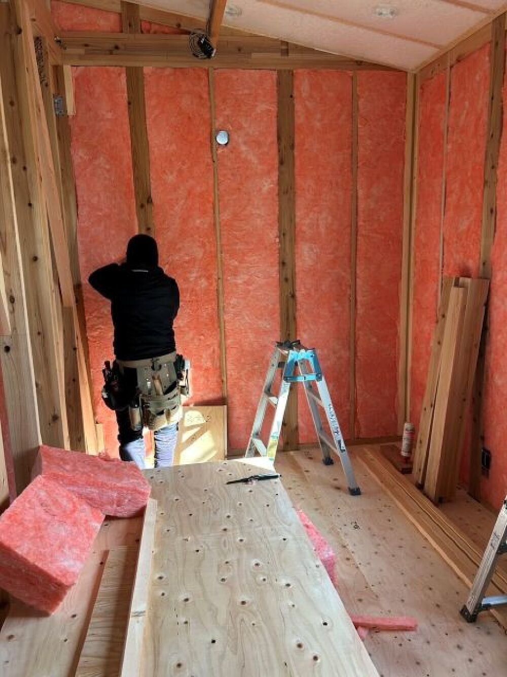 壁面の断熱材施工