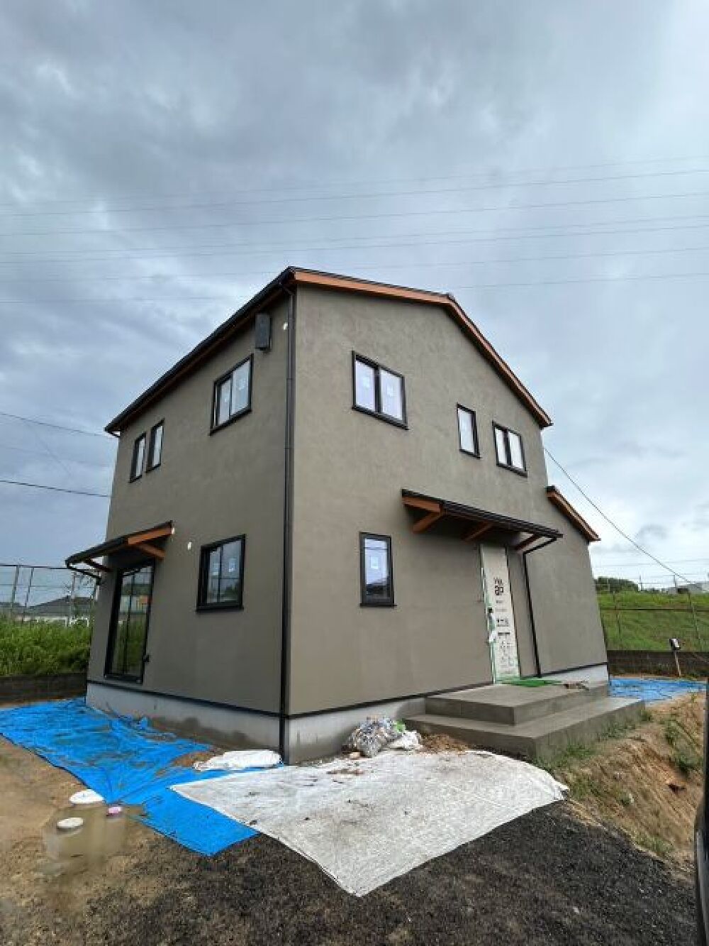 足場を撤去しました。