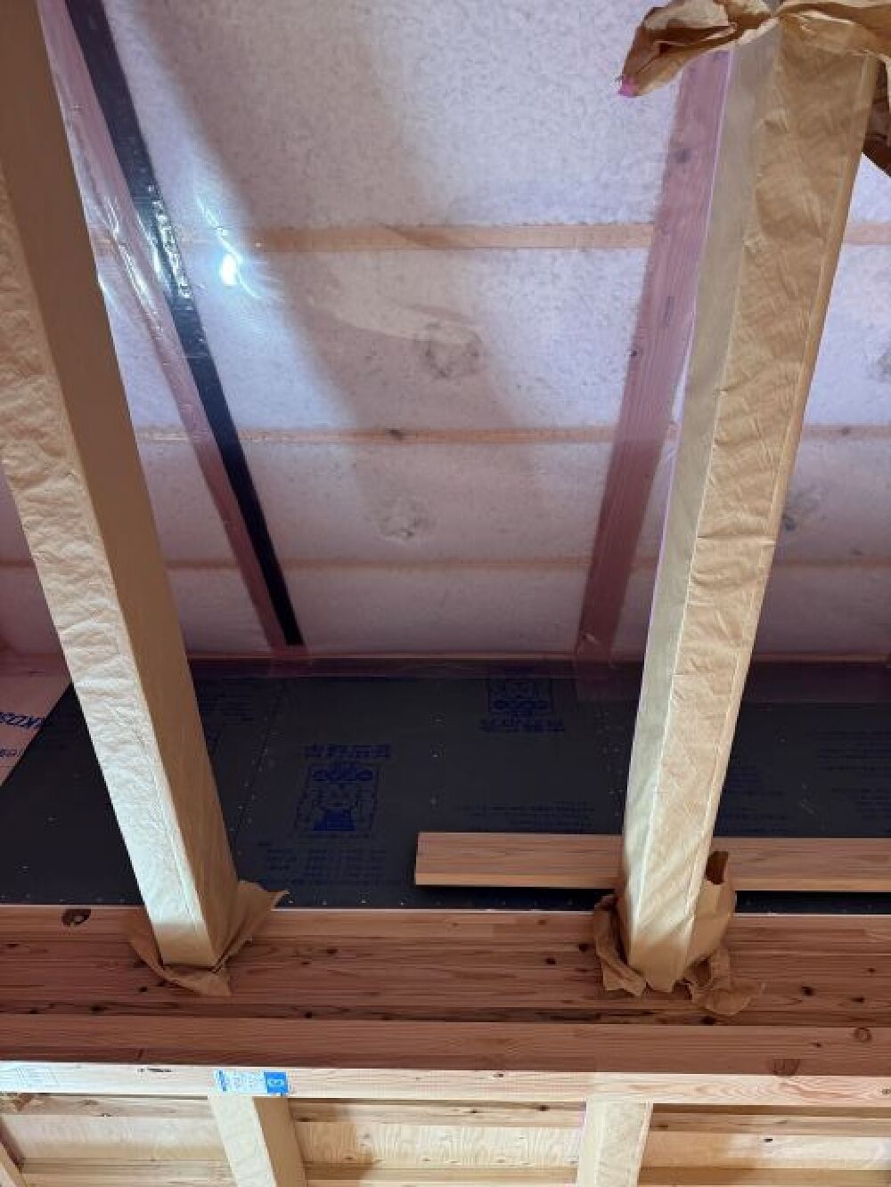 屋根断熱の施工